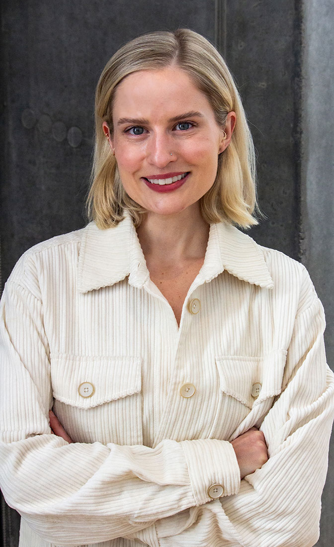 Kelly Stone